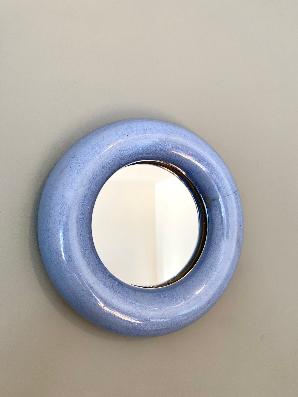 Le grand miroir rond